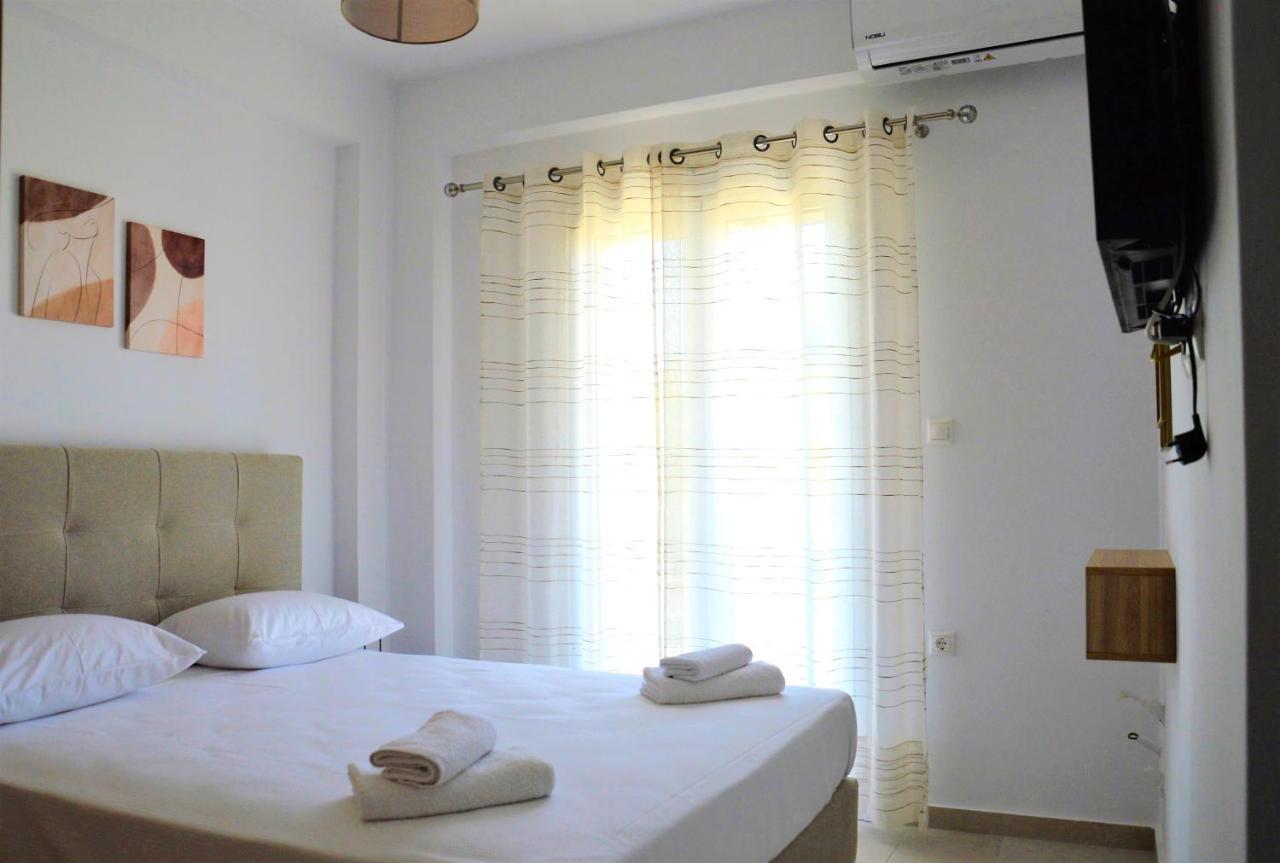 Α & D Perikleous Apartments Kastro-Kyllini Esterno foto