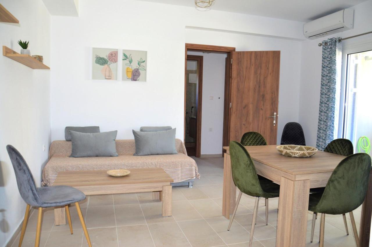 Α & D Perikleous Apartments Kastro-Kyllini Esterno foto